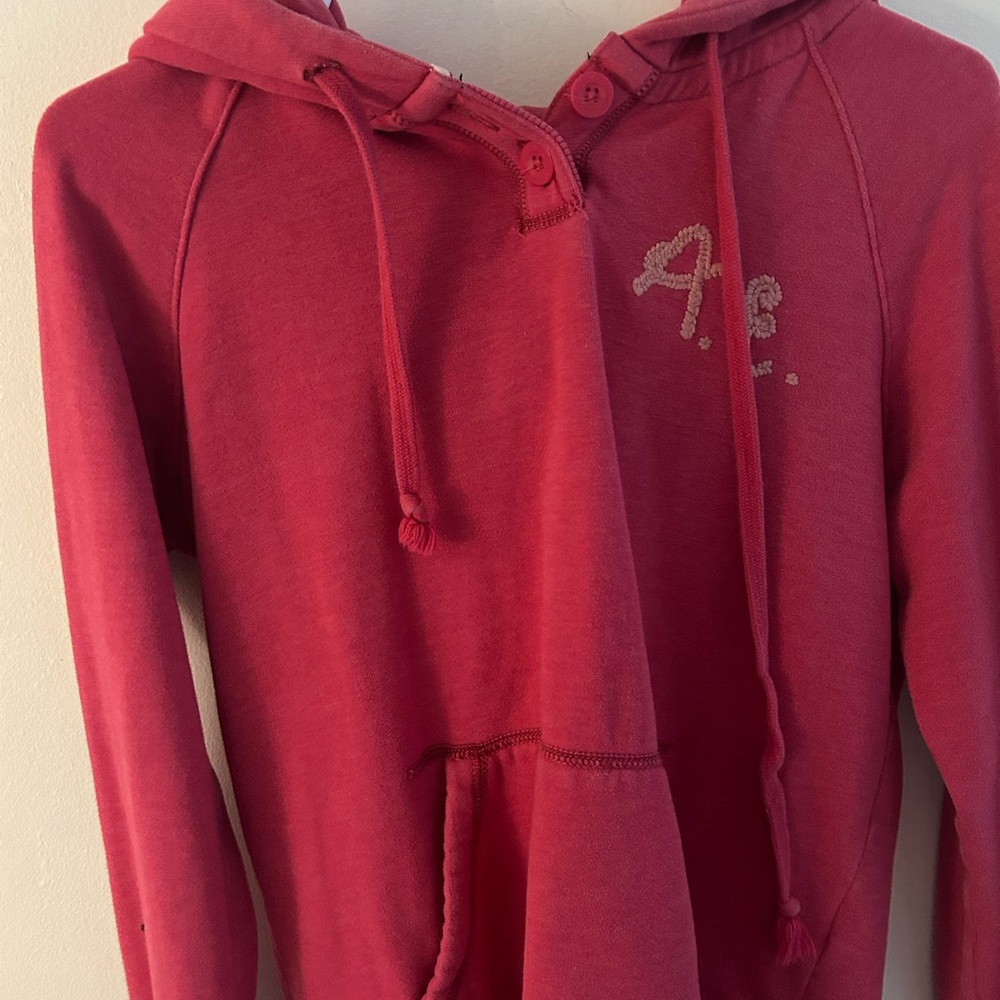 American Eagle Women's Pink Sweater | Size Medium